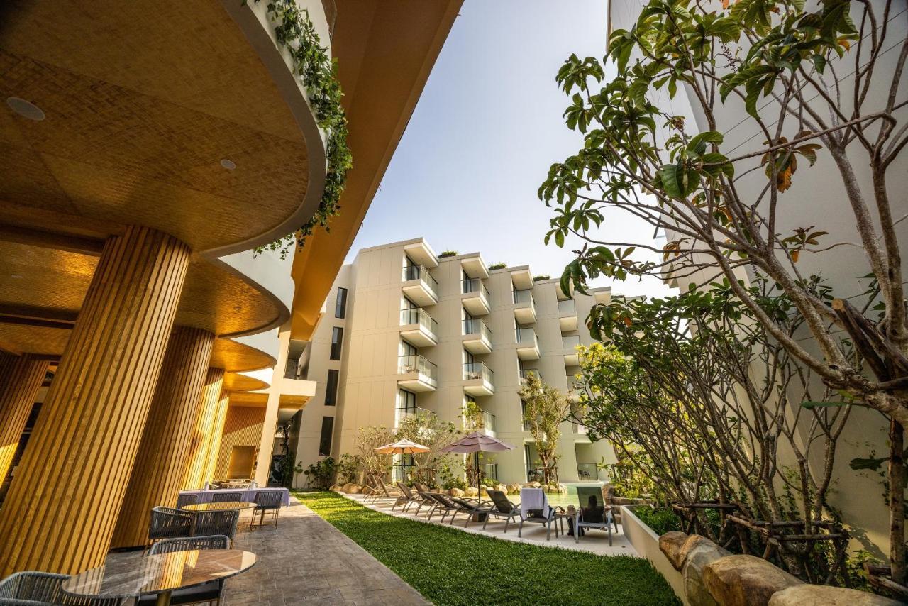 Phuket Emerald Beach Resort Karon Esterno foto