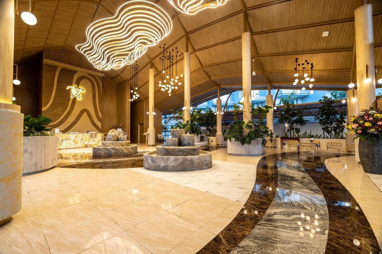Phuket Emerald Beach Resort Karon Esterno foto
