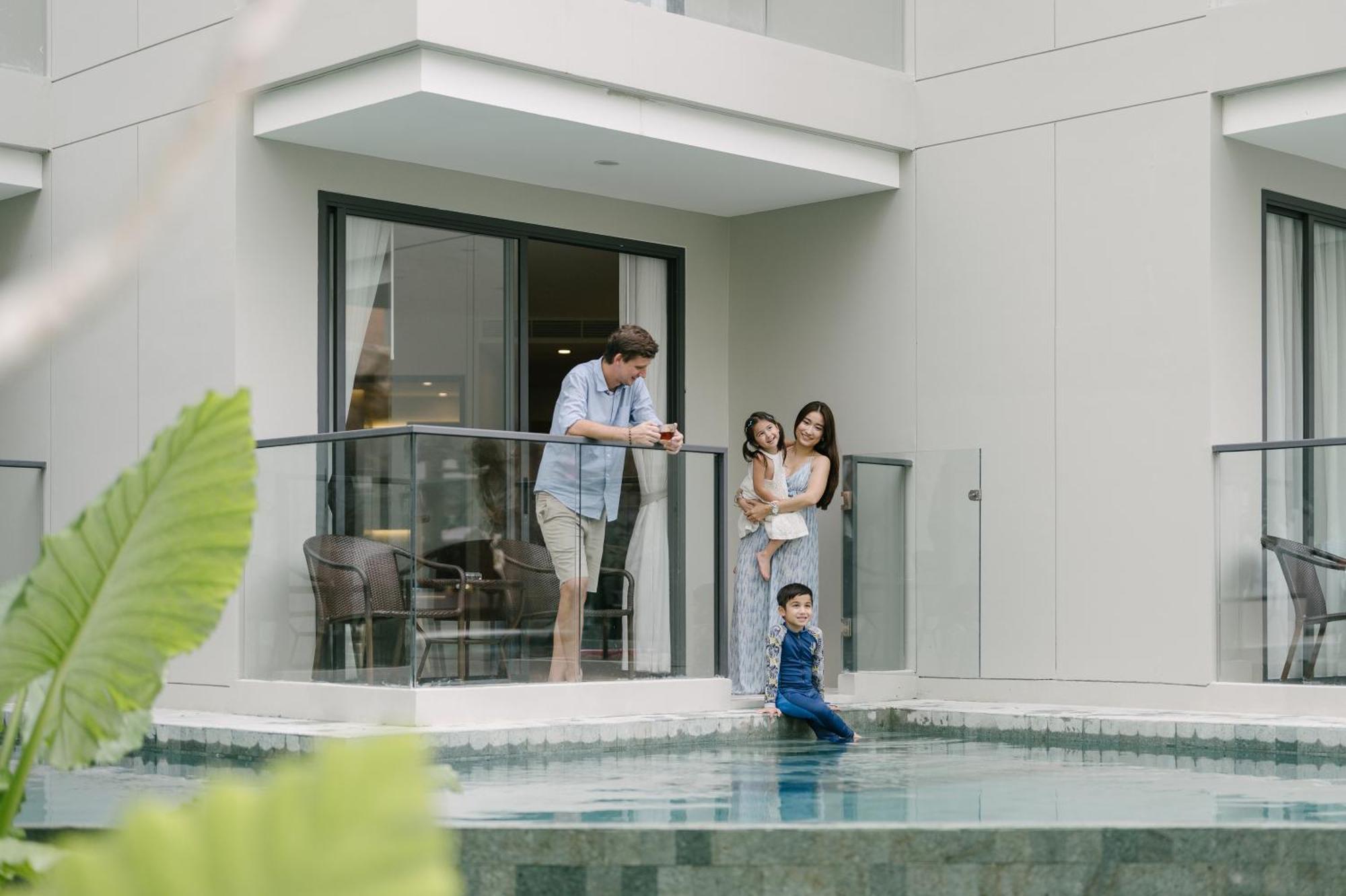 Phuket Emerald Beach Resort Karon Esterno foto