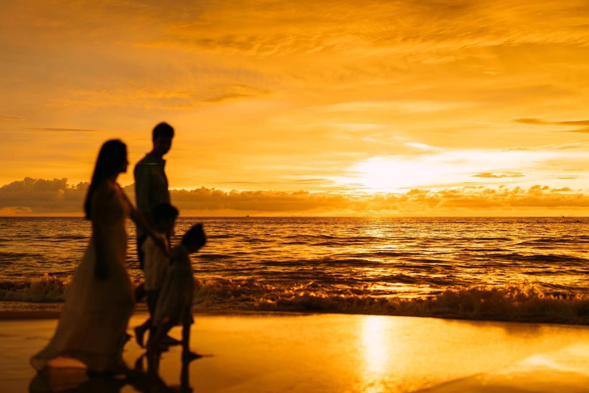 Phuket Emerald Beach Resort Karon Esterno foto