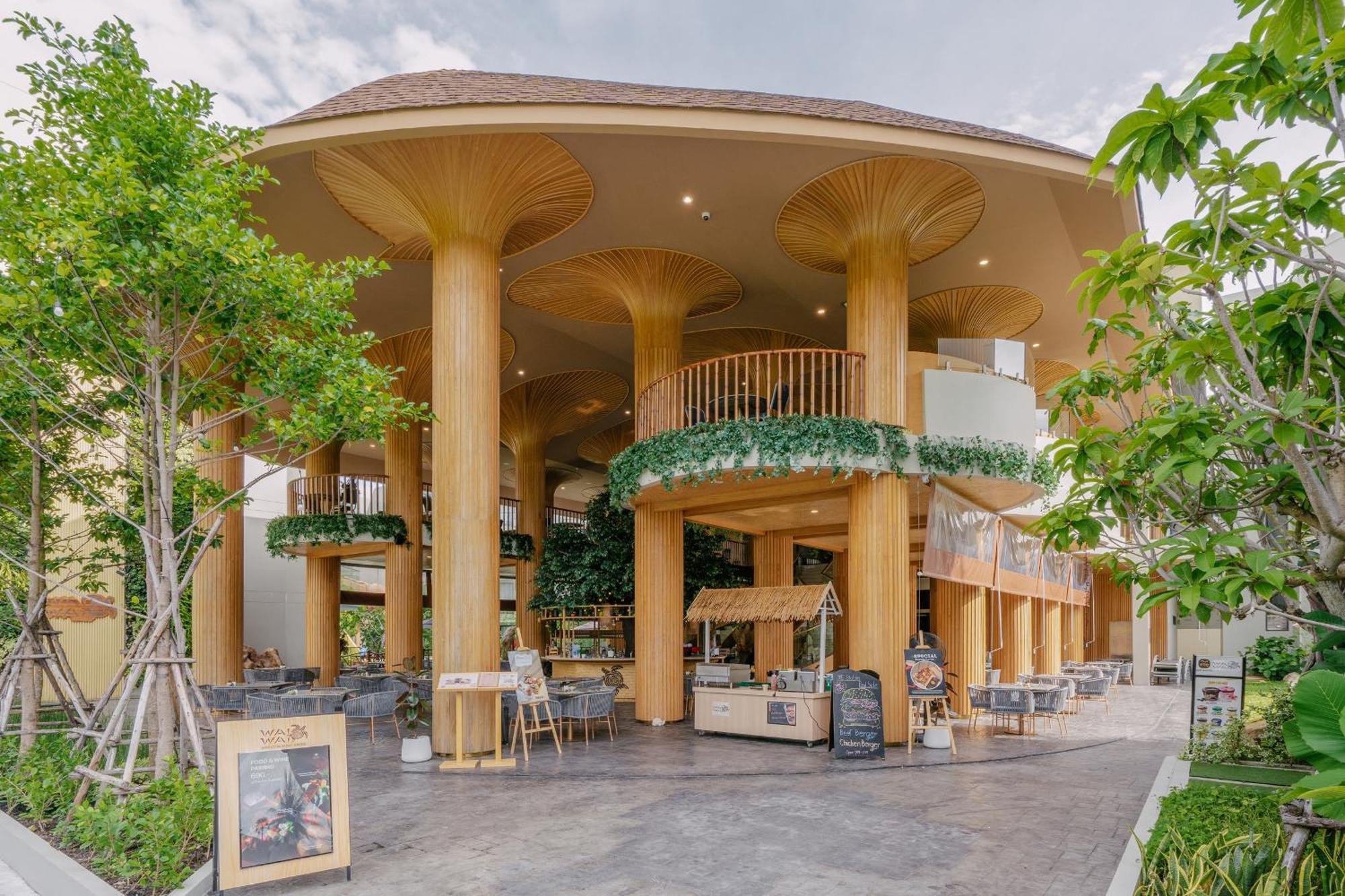 Phuket Emerald Beach Resort Karon Esterno foto