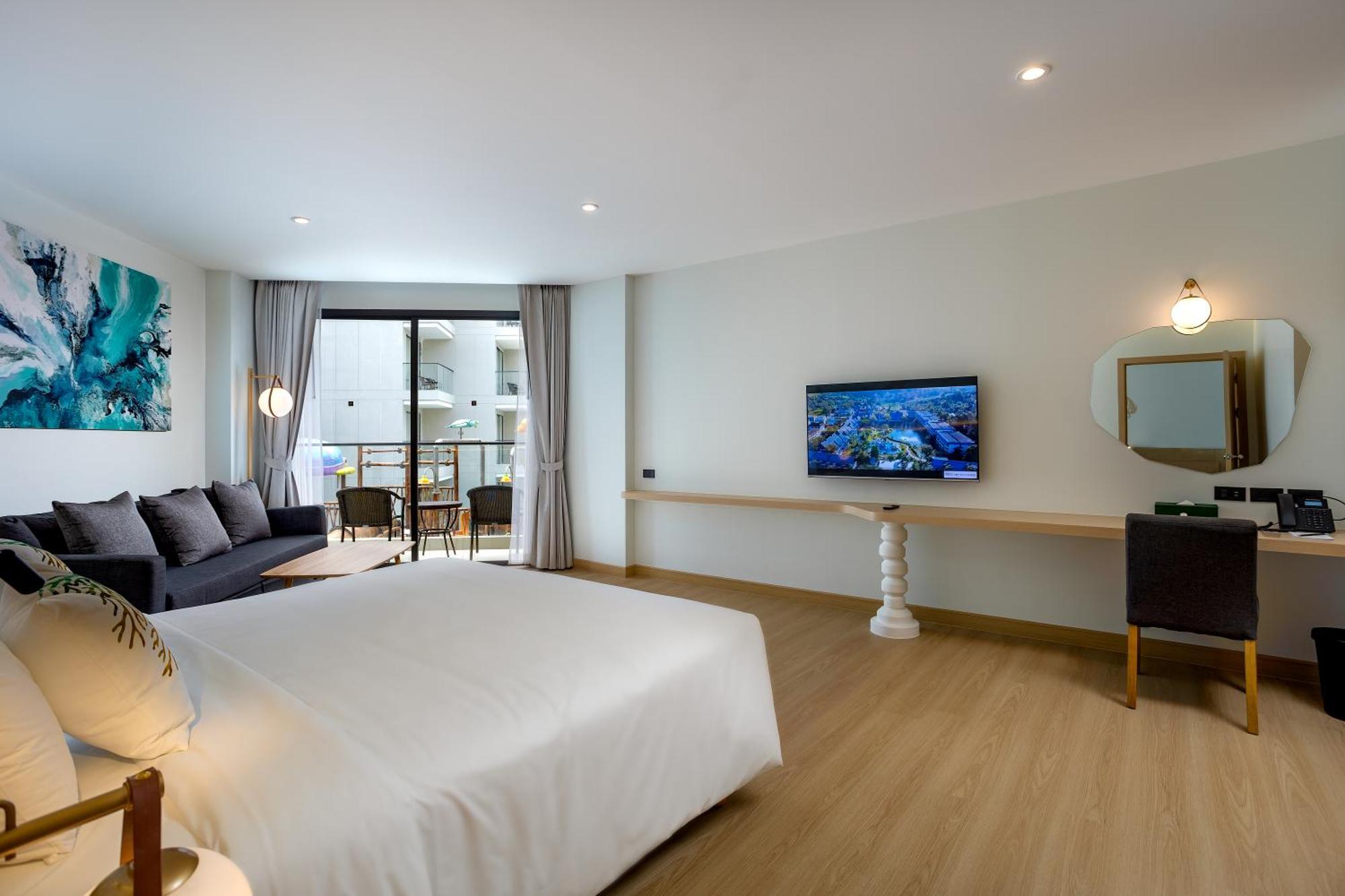 Phuket Emerald Beach Resort Karon Esterno foto